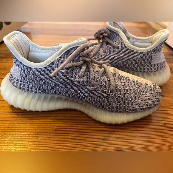 YEEZY BOOST 350 V2 Sz. 5 1/2 Mens 7 Women’s 100% Authentic - Picture 8 of 12